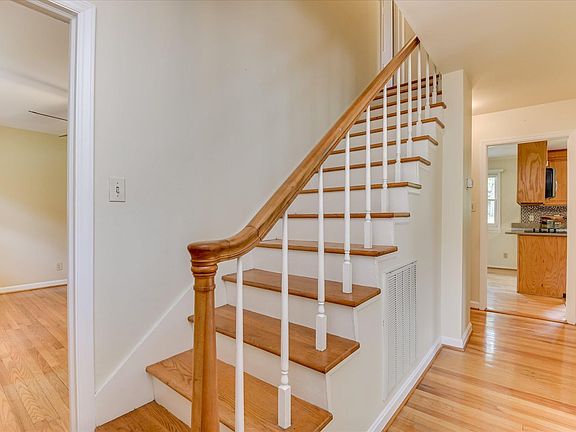 5th image of 1204 Williams Dr
