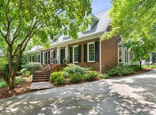 14 Wedgewood Ct, Greensboro, NC 27403