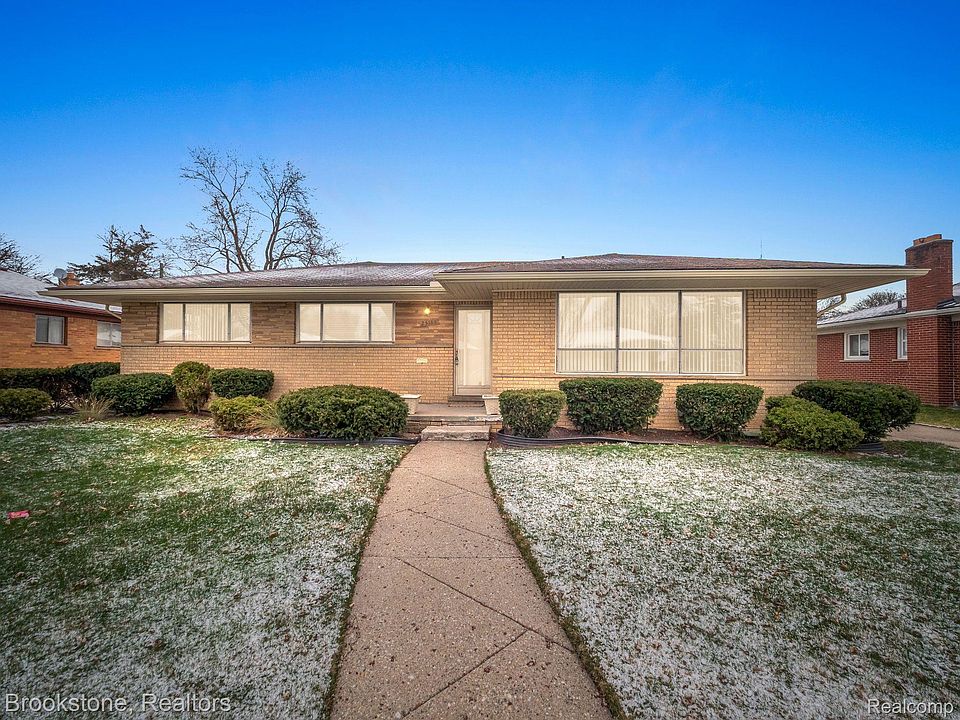1st image of 25180 Southwood Dr