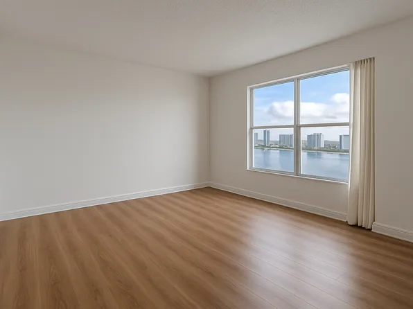 (undisclosed Address), Hallandale, FL 33009