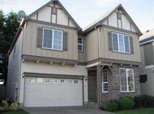 1188 SE Roundelay St, Hillsboro, OR 97123