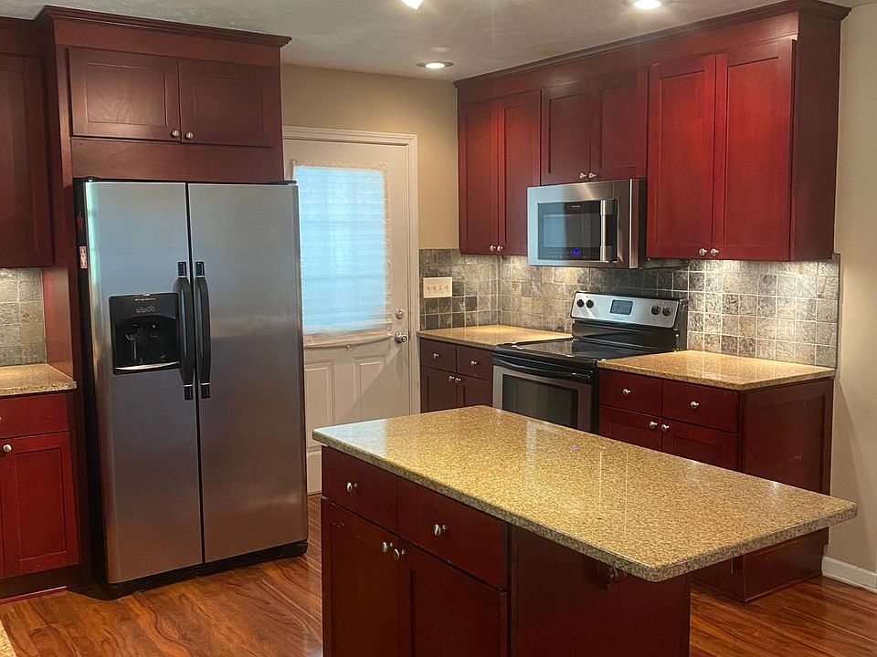 Stainless steel appliances!