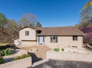 4536 Plantation Estates Rd, Radford, VA 24141