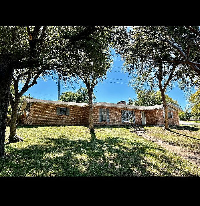 1st image of 8816 Oriole Dr
