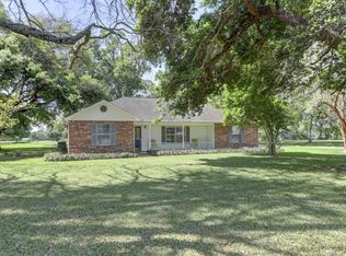 324 Austin Rd, Youngsville, LA 70592