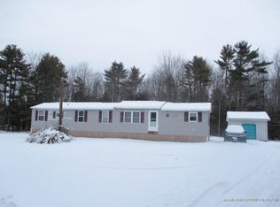 92 Fish St, Leeds, ME 04263