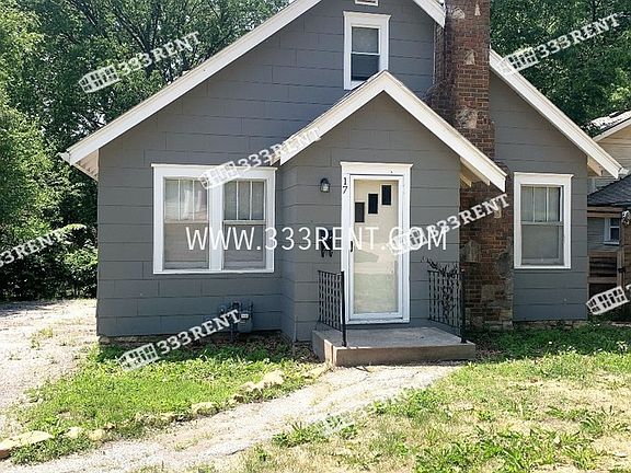 2nd image of 17 W 81st St