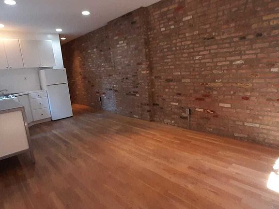 2nd image of 50 Macdougal St APT 4