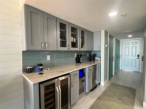 1250 Gulf Blvd Photo 1