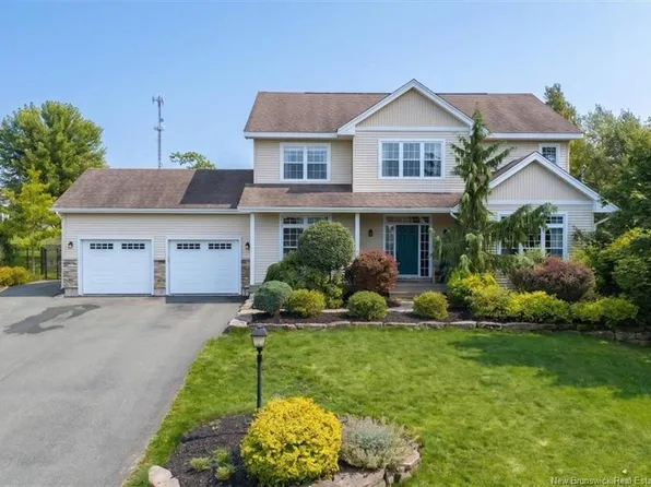38 Shornecliff Dr, Quispamsis, NB E2E 0G9