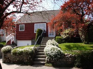 6251 38th Ave NE, Seattle, WA 98115