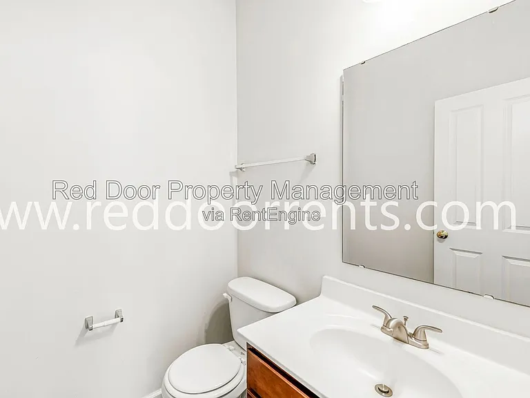 13340 Golden Gate Dr E — Photo 20