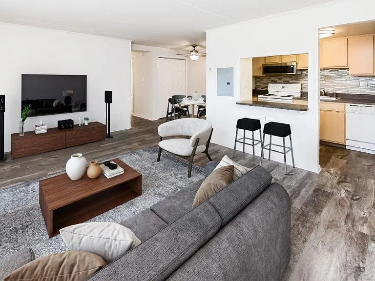 Waterview Apartment Homes — Photo 8