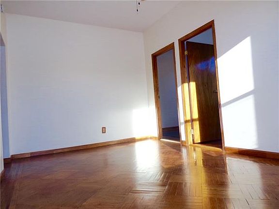 4th image of 7726 6th Ave #2