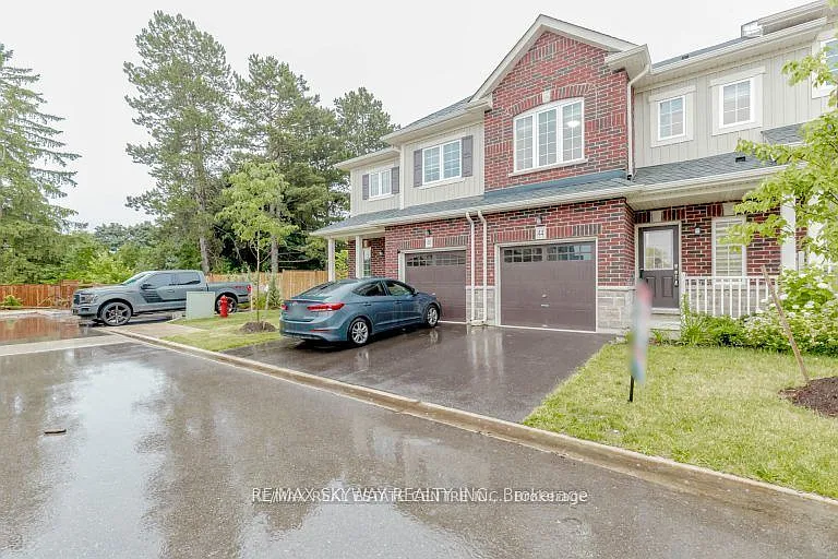 44 Dewberry Dr