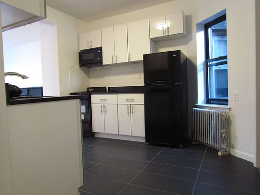 Rented by Landmark Real Estate | media 16