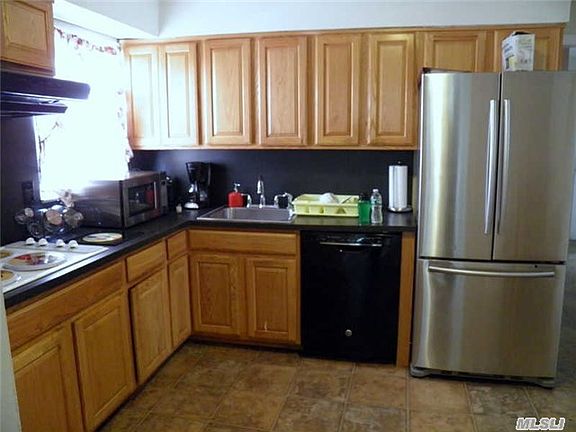 2nd image of 22 Alice Ct