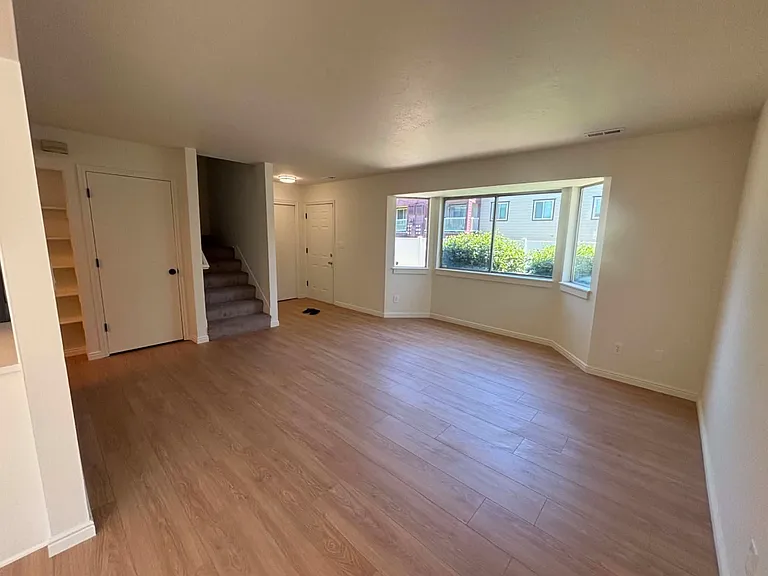 3913 W Rockwood Way #E — Photo 10