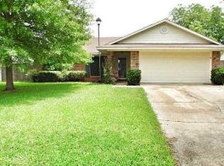 5407 E Meadow Dr, Bossier City, LA 71112