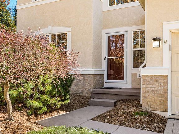 3rd image of 717 Collingwood Dr