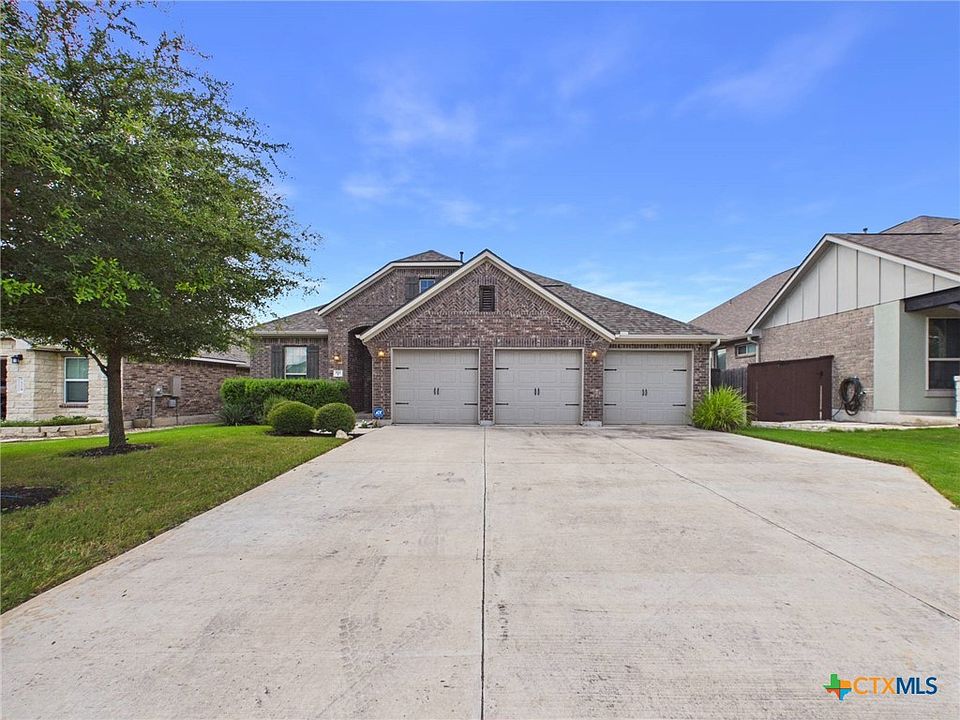 1st image of 520 Academy Oaks Dr