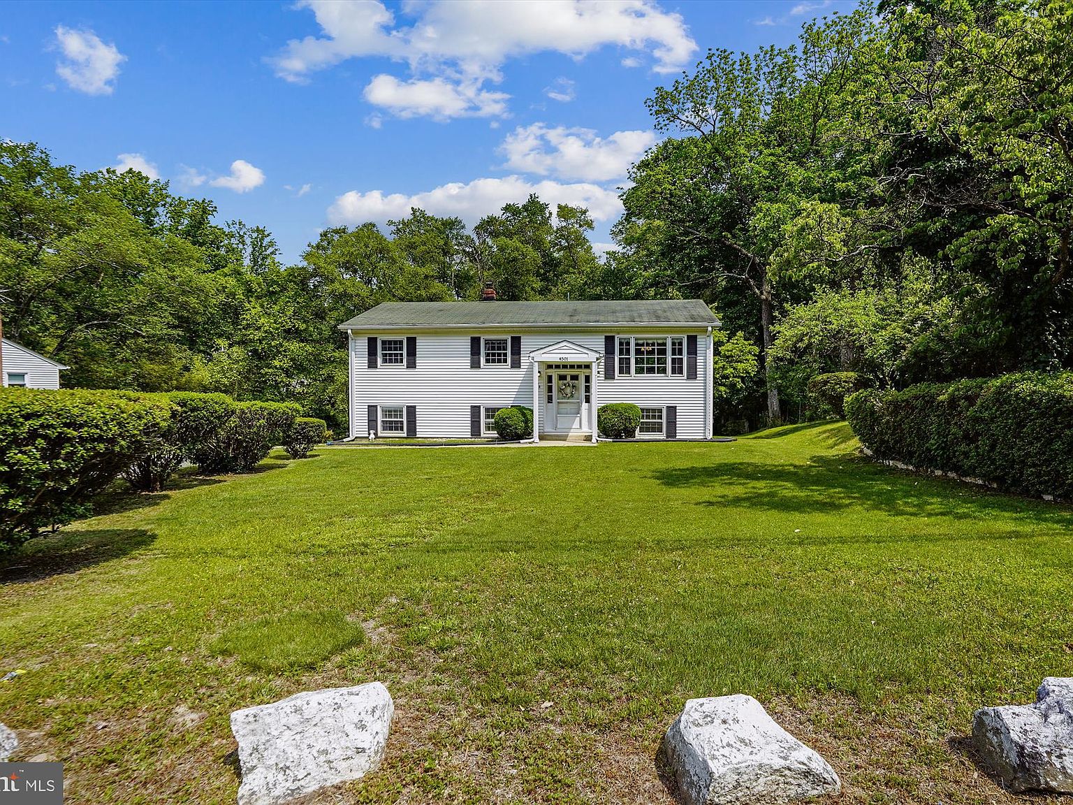 4501 Roberts Rd, Fairfax, VA 22032 Zillow