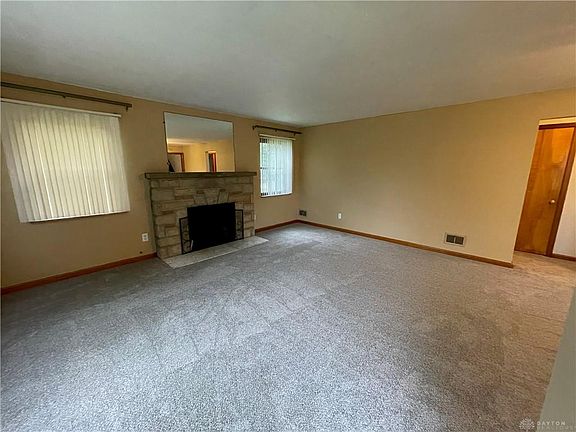 4th image of 4608 Belvedere Ln