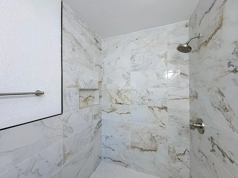4918 Tetons Dr — Photo 16