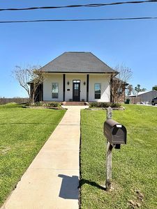 307 Octavia St, Larose, LA, 70373