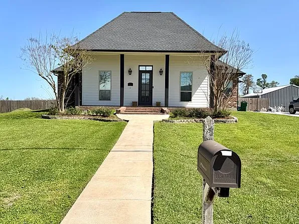 307 Octavia St, Larose, LA 70373