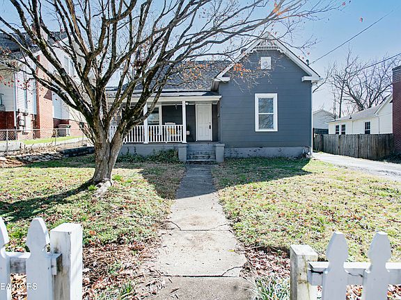 3rd image of 1516 Branson Ave