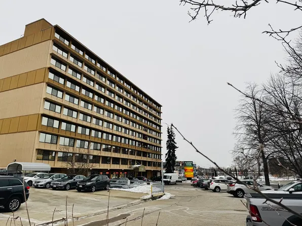 70 Southbridge St Unit 504, Worcester, MA 01608