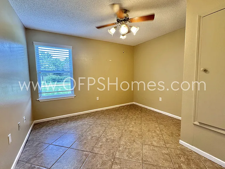 2961 2nd Ave — Photo 7