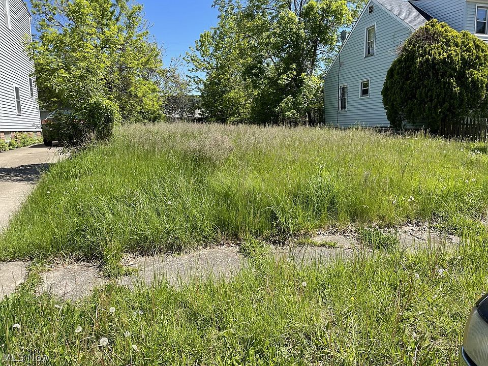 1st image of 19120 Firwood Rd