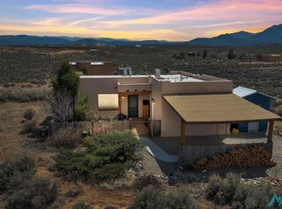 91 Tomas H Romero Rd, Ranchos De Taos, NM 87557