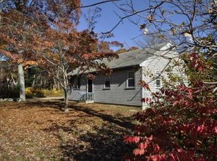 37 Oneida Ave, Mashpee, MA 02649