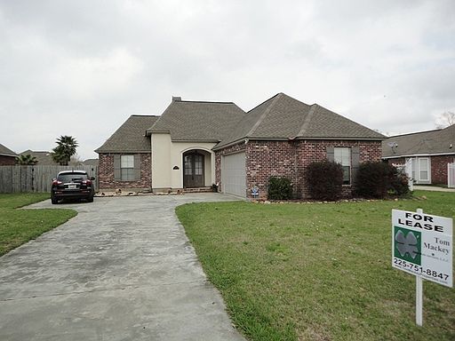 1st image of 38410 Oakleigh Ln