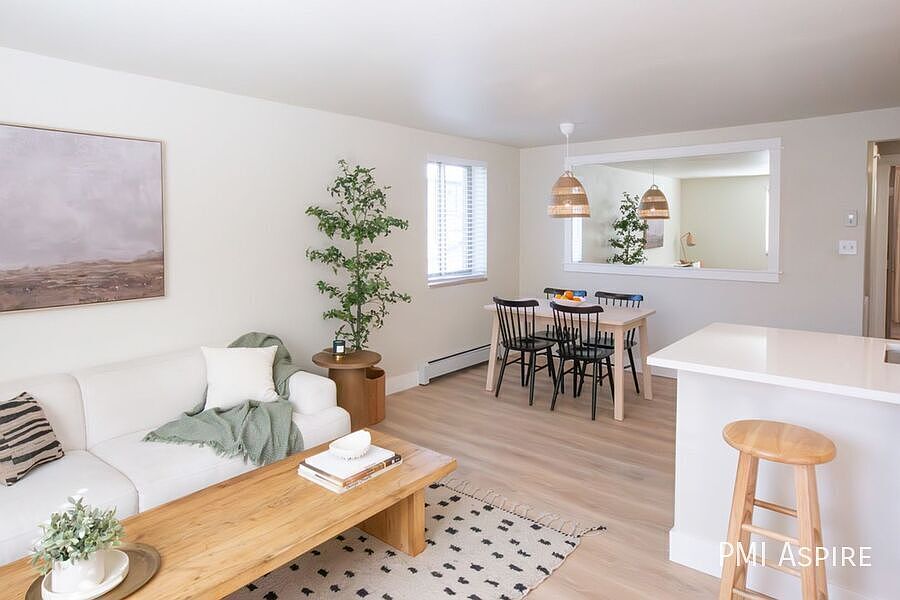 1st image of 1335 N Gaylord St #301