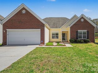 1604 Swan Dr, Charlotte, NC 28216