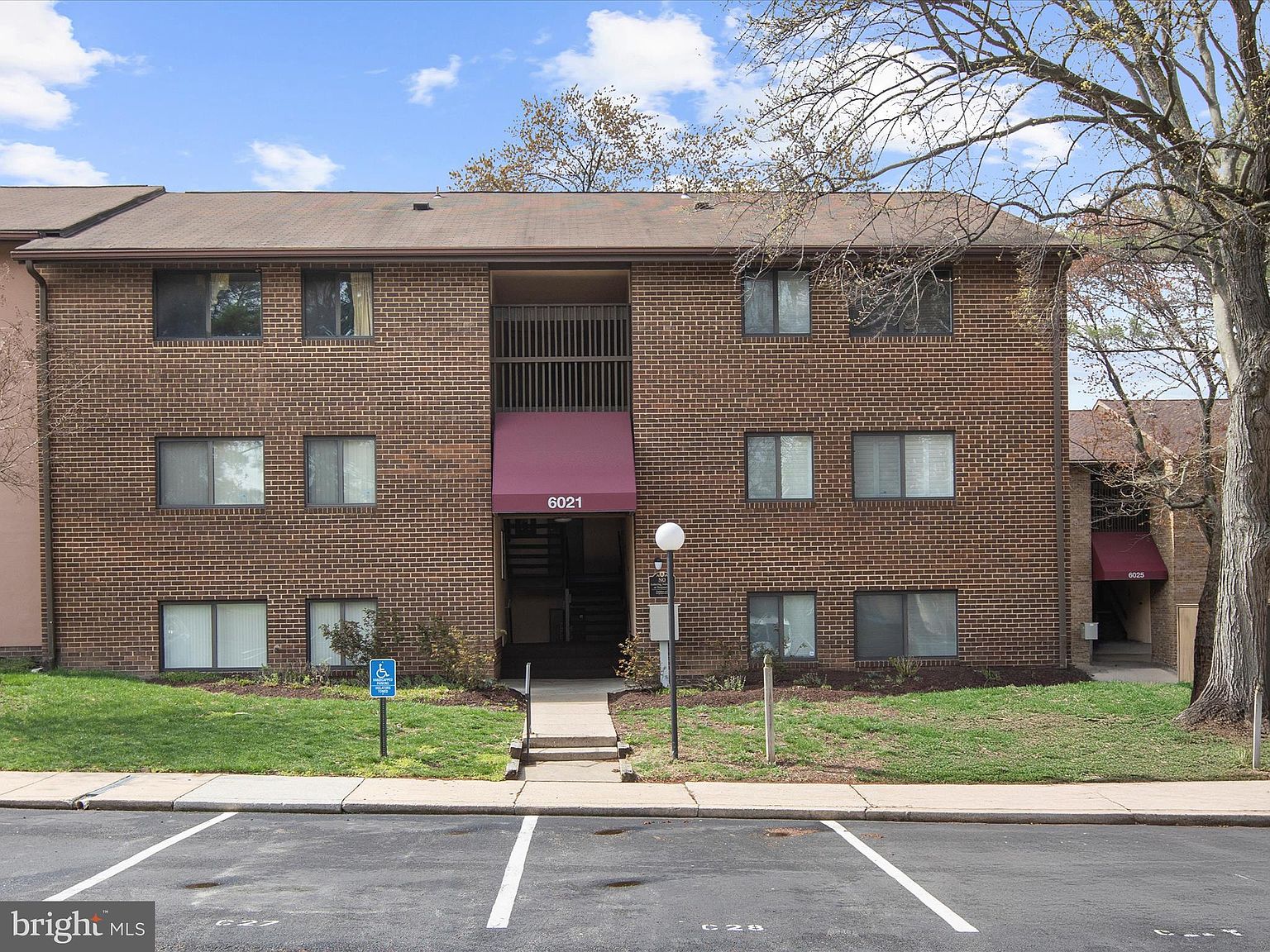 ¥ellowBucksJungle 2 6021 Majors Ln Unit 2, Columbia, MD 21045 | Zillow