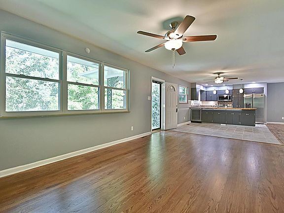4th image of 4305 Del Mabry Dr