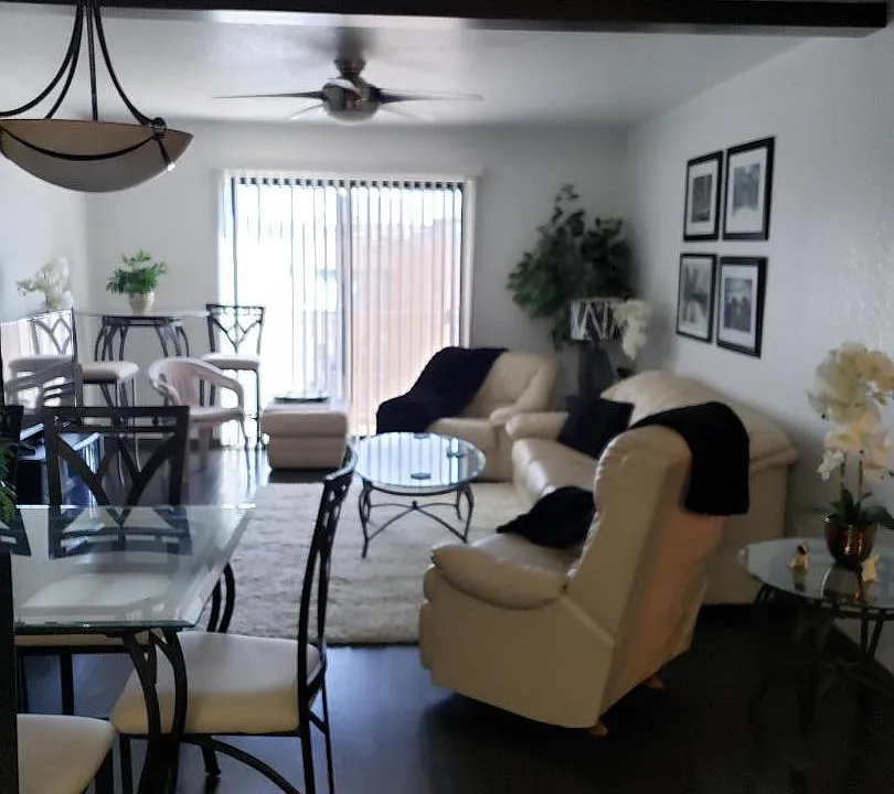 2094 Mesquite Ave #205