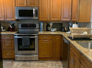 204 Moria Pl, Aston, PA 19014
