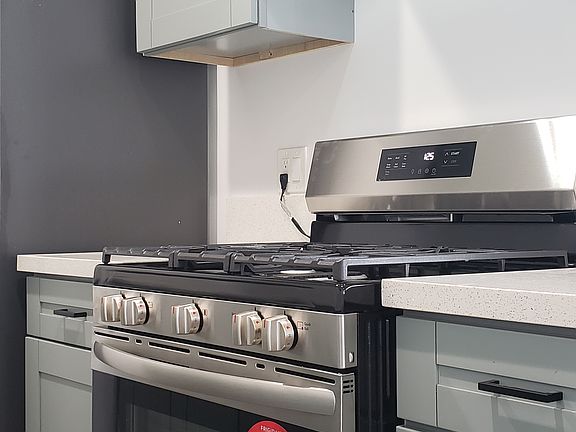 3rd image of 4318 51st St #204