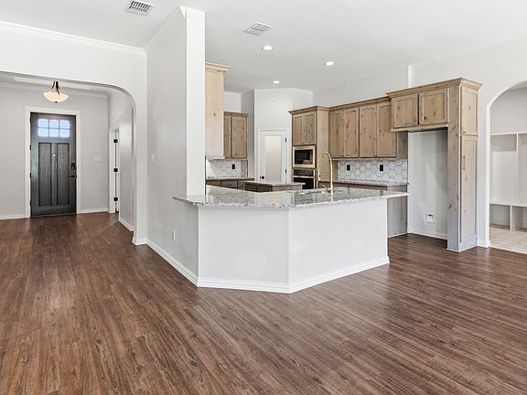 5th image of 410 Silo Ct
