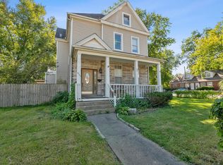 2143 W 4th St, Davenport, IA