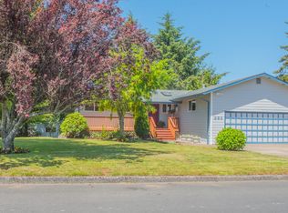 393 NE Chambers Ct, Newport, OR 97365