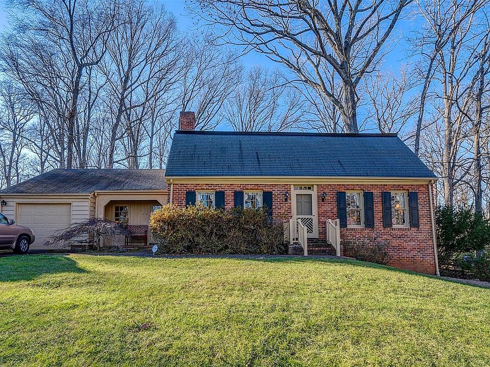 1st image of 1559 Lexington Dr