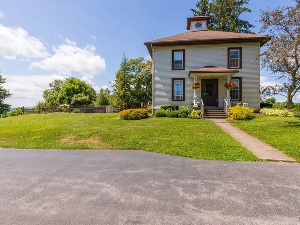 4300 Norton Rd, Syracuse, NY 13215