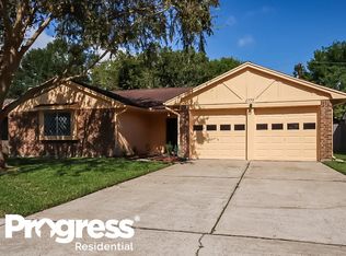 2770 Willow Creek Dr, League City, TX 77573